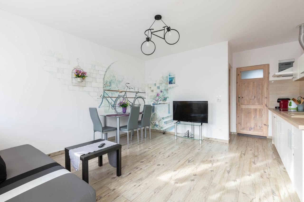 Zakatki Swiata Apartment Познан Екстериор снимка